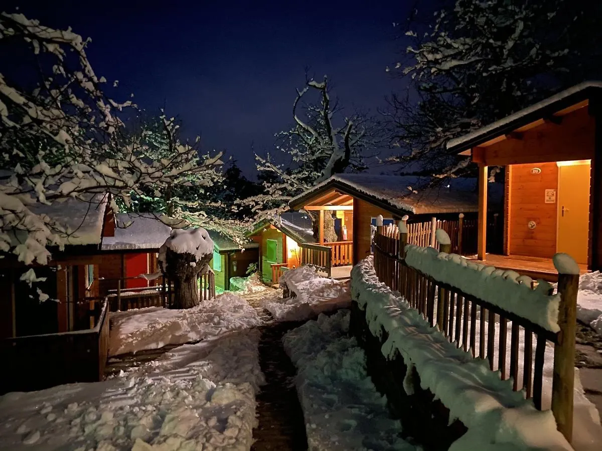 Glamping Villaggio Parco Dei Castagni 4 Stelle Montecreto Campingplatz