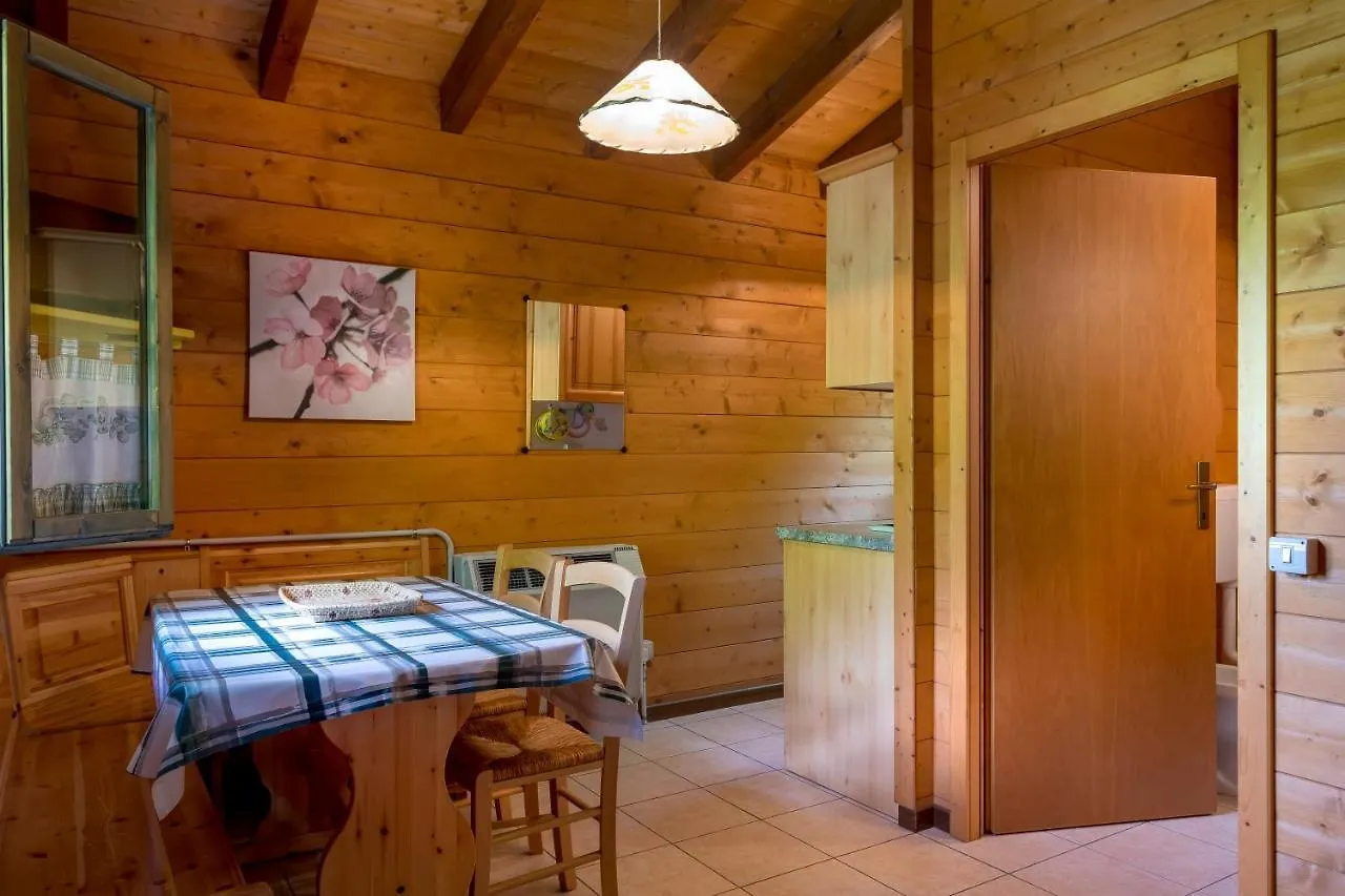 Glamping Villaggio Parco Dei Castagni 4 Stelle Montecreto