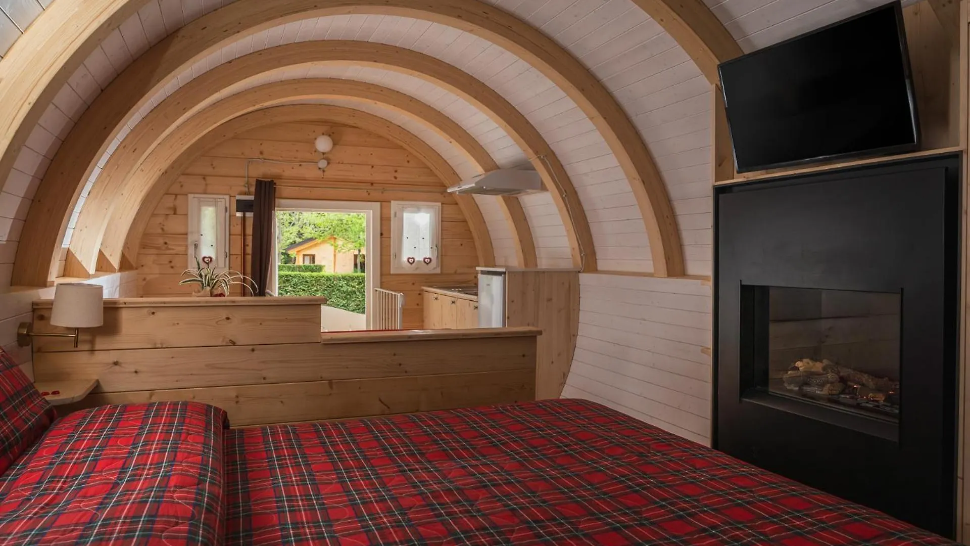 Glamping Villaggio Parco Dei Castagni 4 Stelle Montecreto Campingplatz