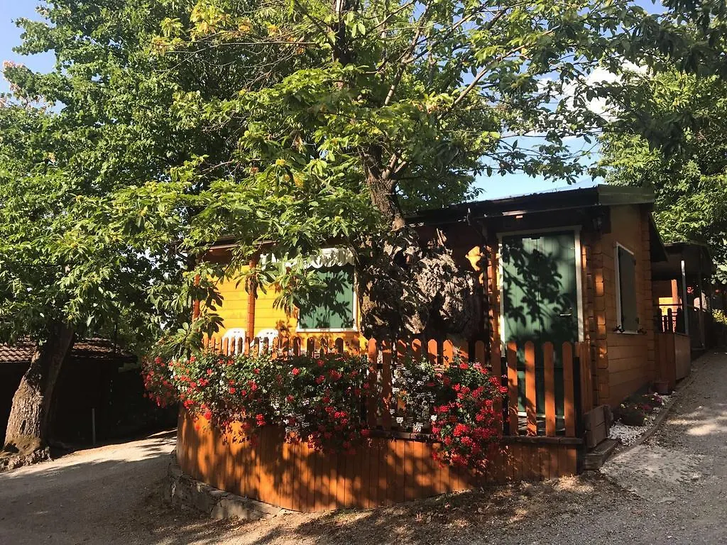 Campingplatz Glamping Villaggio Parco Dei Castagni 4 Stelle Montecreto