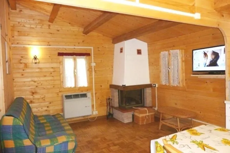 Glamping Villaggio Parco Dei Castagni 4 Stelle Montecreto 4*,  Italie